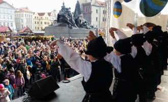 EASTER FOLKLORE FESTIVAL PRAGUE 2016, Turkish folklore group