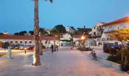 Φεστιβάλ φολκλόρ στο νησί Χβαρ, Κροατία — φωτογραφία 15 από 27