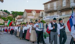 Φεστιβάλ φολκλόρ στο νησί Χβαρ, Κροατία — φωτογραφία 3 από 27
