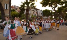 Folklore festival in Siilvi Marina, Pescara — φωτογραφία 17 από 19