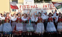 Φεστιβάλ φολκλόρ στη Σίλβι Μαρίνα, Πεσκάρα – Ιταλία — φωτογραφία 9 από 19