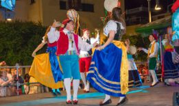 Φεστιβάλ φολκλόρ στο Σορέντο, Νάπολη – Ιταλία — φωτογραφία 12 από 16