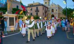 Φεστιβάλ φολκλόρ στο Σορέντο, Νάπολη – Ιταλία — φωτογραφία 14 από 16