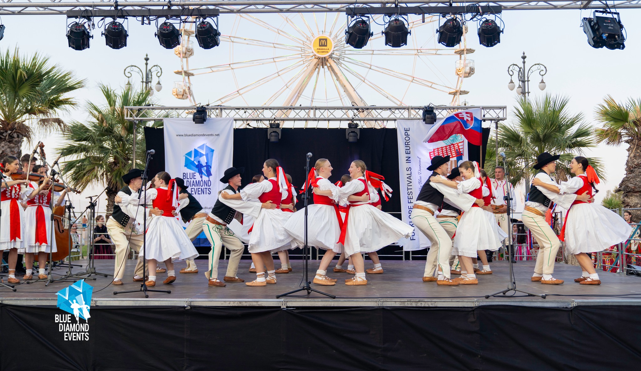 folklore festival rimini