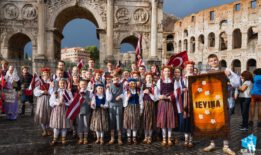 Folklore festival Rome — fotografija 2 od 13
