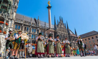 Folklore festival ”Bavaria” Munich – by Blue Diamond