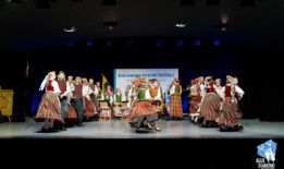 Folklore festival Paris — foto 13 di 14