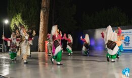 Festival folklora “Roma in danza“ Rim — fotografija 11 od 13