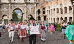 Folklore festival Rome — fotografija 6 od 13