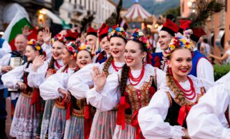 Folklore festival ”Autumn in Tuscany” – by Blue Diamond